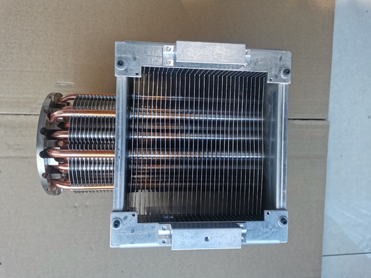 Tản nhiệt tròn 1500W có quạt Ống dẫn nhiệt công suất lớn Vây tản nhiệt bằng nhôm Quạt làm mát